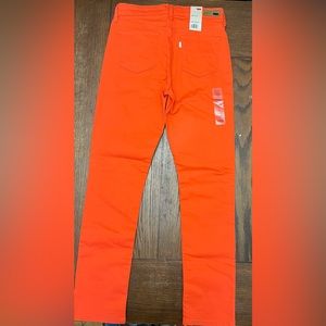 Levi Women’s Demi Curve Size 6 Orange Jeans NWT